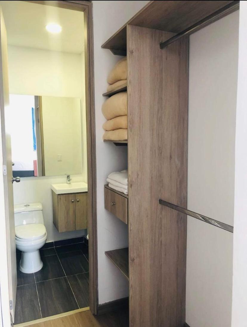 Apartamentos San Jose Vistal Al Lago, Cerca Del Parque. Guatape. Zewnętrze zdjęcie