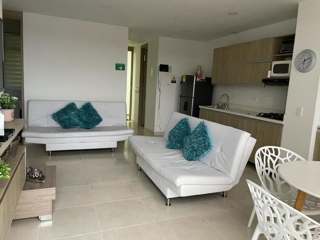 Apartamentos San Jose Vistal Al Lago, Cerca Del Parque. Guatape. Zewnętrze zdjęcie